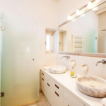 Holiday home Athina *